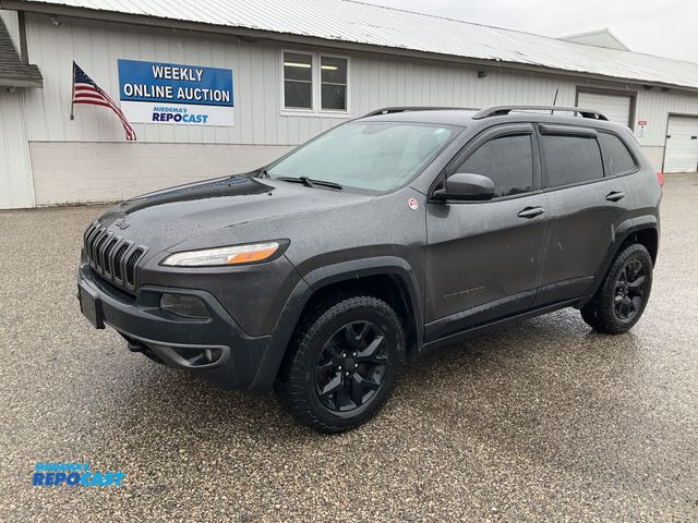 Lot 2-61195 - 2016 Jeep Cherokee Trailhawk SUV 4x4