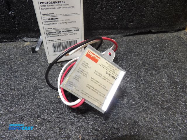 Lot 2-53863 - (96) Dayton; photo control locking photo cell mounting, 120 v ac, 720 max. Watt. 1.88"d x 1.75"h x 1...