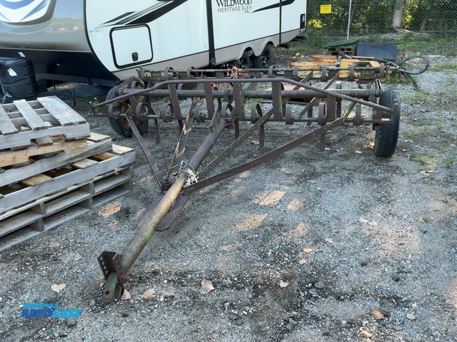 Lot 2-18848 - Unknown make/model Spring-tooth field Cultivator