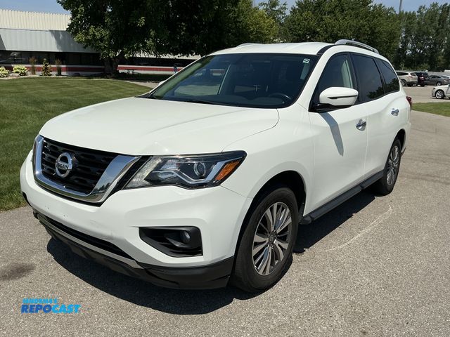 Lot 2-43831 - 2020 Nissan Pathfinder SV 4WD SUV 4x4