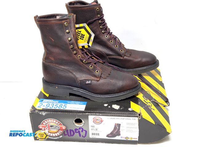 Lot 2-93585 - pair of new JUSTIN boots, size  11.5 D men's