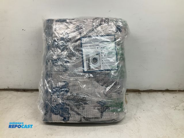 Lot 2-15034 - Unknown size area rug, machine washable, new