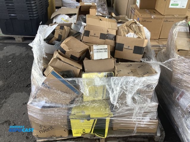 Lot 2-27921 - Pallet Lot of Mechanical and electrical fittings and hangers, conduit clamps, 4 square covers, beam ...