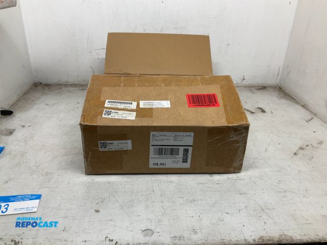 Lot 2-94693 - 6 Pc. Upper Control Arm Kit- Unknown Model Number