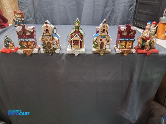 Lot 2-96028 - (7) CHRISTMAS STOCKING HOLDERS