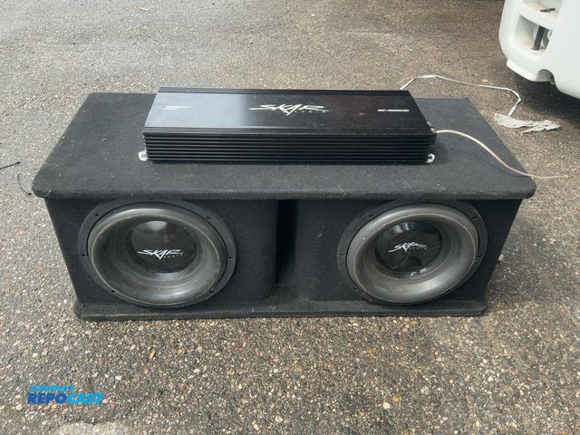 Lot 2-99690 - Skar Audio SK2X12V Speaker System w/ RP-4500.1D Amplifier