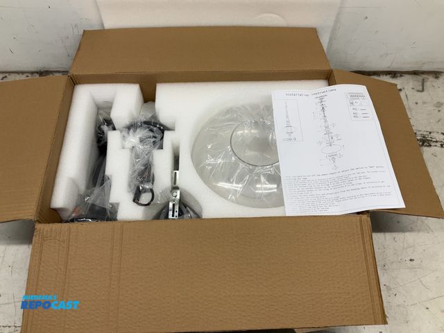 Lot 2-92662 - New hanging light fixture