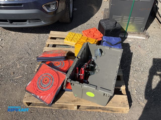 Lot 2-33342 - Skid lot of assorted recreational vehicle parts including: lynx levelers vehicle leveling kits, ever...