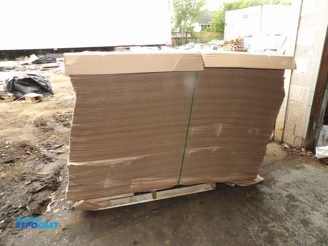 Lot 2-53305 - Lot of (250 New Corrugate Pads 48 in wd 60 inLg, 3/16 ion thick, 32ECT, single Wall # 55VK12