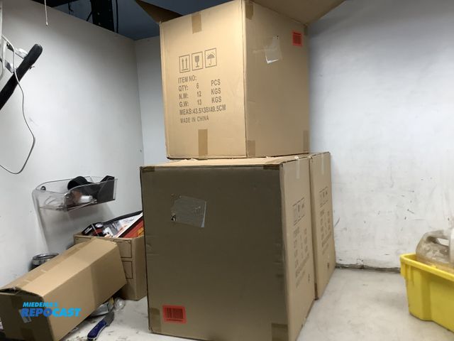 Lot 2-92301 - lot of (17) automatic rebound abdominal exercise rollers