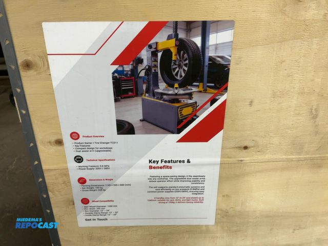 Lot 2-21920 - New SDLANCH TC311 Tire Changer, 220/380 Volt, 1040mm Max Wheel Diameter, 12-24" Rim Diameter, Crate ...