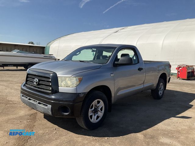 Lot 2-40133 - 2007 Toyota Tundra Regular Cab LB 5AT 4WD Regular Cab Long Box Pickup Truck 4x4