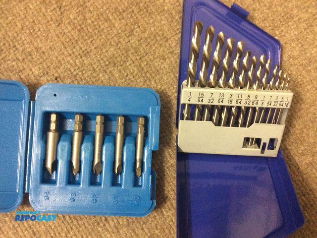 Lot 2-94601 - New Easypower #80988 - 13 piece left handed drill bit set for removing broken screws, and Easypower ...