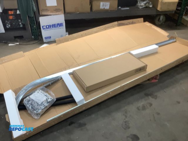 Lot 2-94851 - Clopay model 2051 hardware box