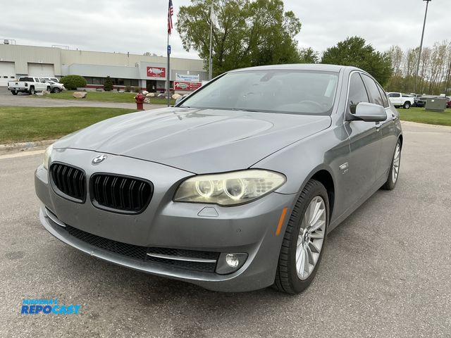 Lot 2-39623 - 2012 BMW 535i xDrive Sedan AWD