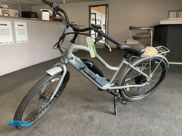 Repocast.com - Lot 2-61661 - Cabrillo Electric bike