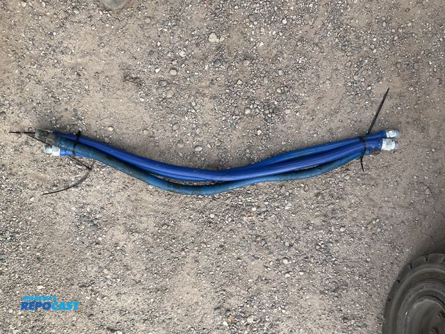 Lot 2-69494 - 3 pieces of 3/4" gas hose