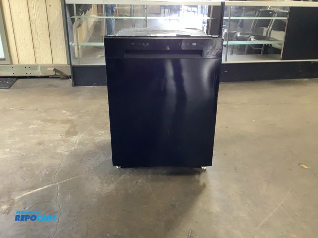 Lot 2-55269 - Scratch & Dent Electric Free Standing LG LDFC2423B Dishwasher