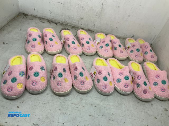 Lot 2-32625 - Lot of 8 pairs of women’s smiley face slippers