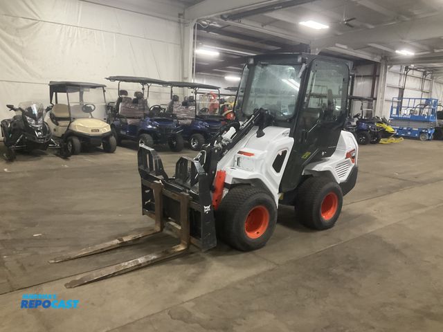 Lot 2-33250 - 2022 Bobcat L28 Compact Articulated Loader