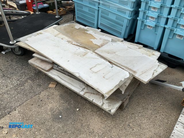 Lot 2-24883 - Skid lot of various length and width plexiglass pieces