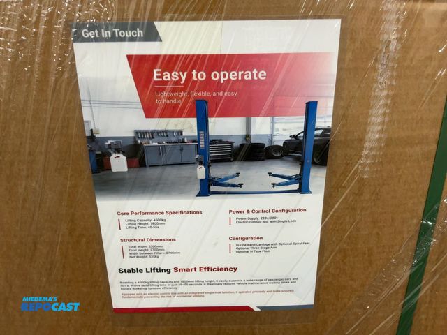 Lot 2-40167 - New SDLANCH Model TPL Two Post Lift, 4500 KG Lifting Capacity, 1800mm Lifting Height, 220/380 Volt E...
