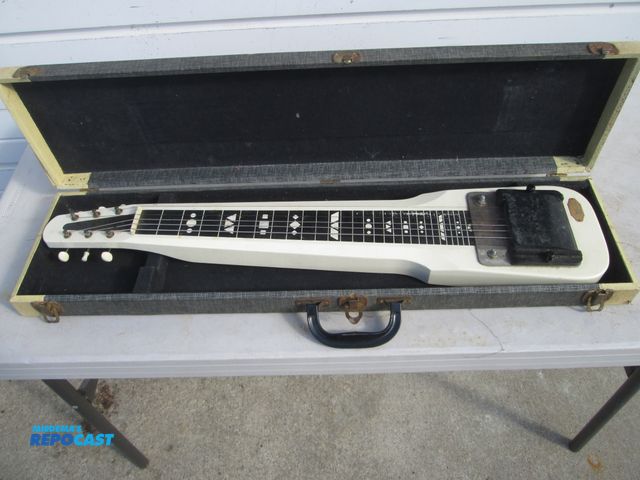 Lot 2-56910 - vintage supro lap steel with original case s/n t32597 32" long