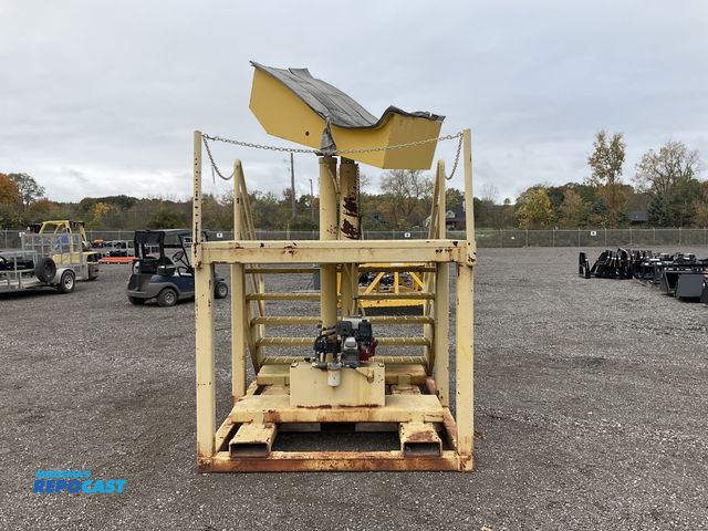 Lot 2-31756 - Heavy Steel Hydraulic Lift 96” L x 72” W x 115” H Metal Forkable