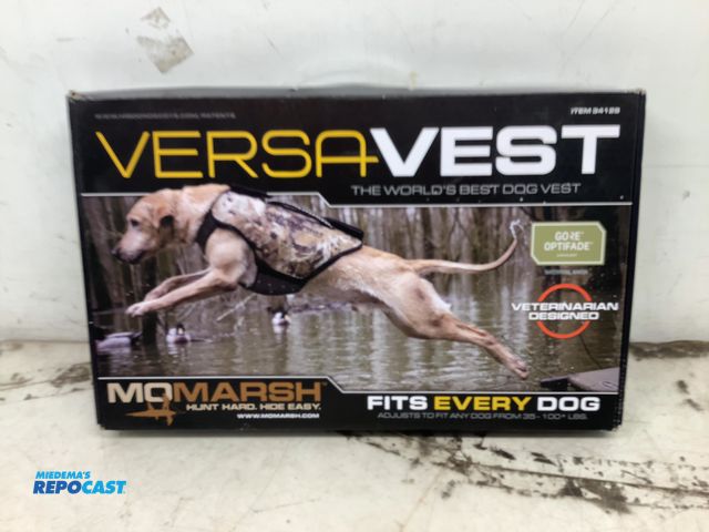 Lot 2-15650 - New Momarsh Versavest Dog vest Adjust for 35-100+ lb dogs