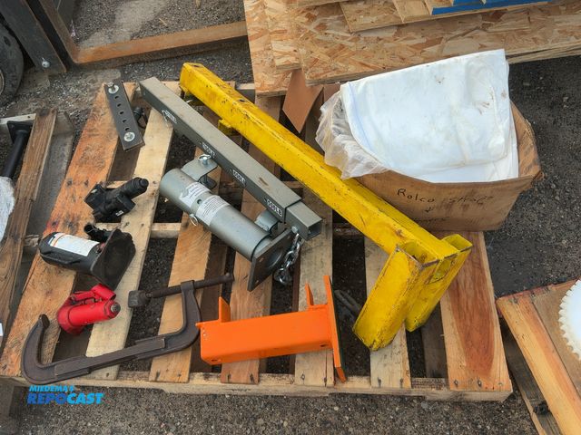 Lot 2-18052 - Skid lot of miscellaneous industrial items including bottle jacks, metal clamp, metal stands, miscel...