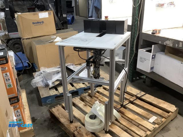 Lot 2-79863 - Edge Tec Tapers  L-Clip tape threader table