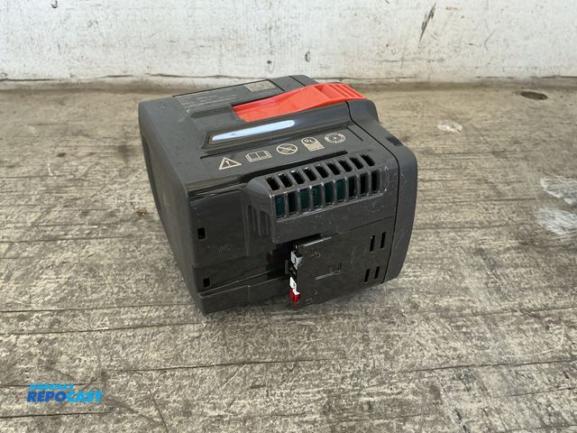 Lot 2-76851 - Husqvarna lawn mower BLi battery model 40-B140