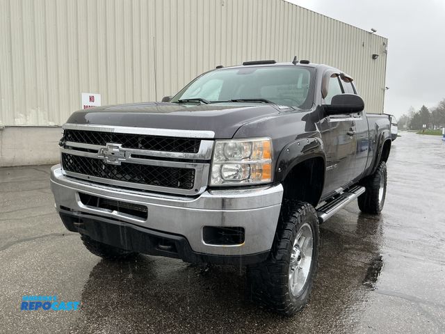 Lot 2-93055 - 2011 Chevrolet Silverado 2500 LTZ Extended Cab Standard Box Pickup Truck 4x4