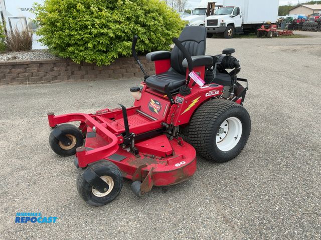 Lot 2-22880 - Country Clipper Charger Commercial Hydrostatic Zero Turn Lawn Mower