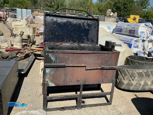 Lot 2-75306 - Asphalt Melter Hot Box Unit