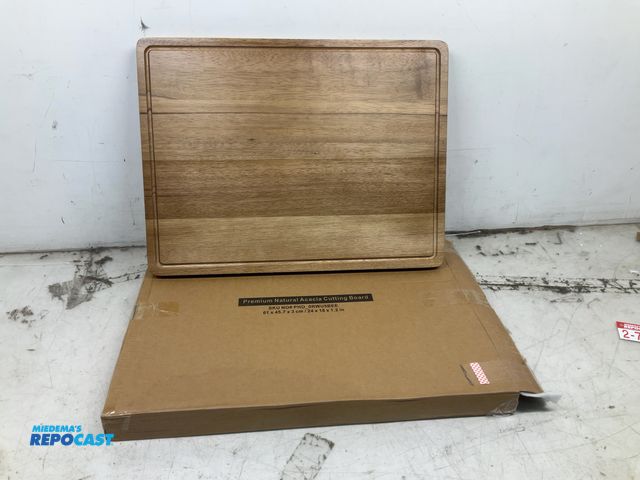 Lot 2-72988 - Premium Natural Acacia cutting board, 24” x 18” x 1.2”