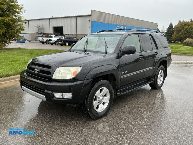 Lot 2-62006 - 2004 Toyota 4Runner SUV 4x4