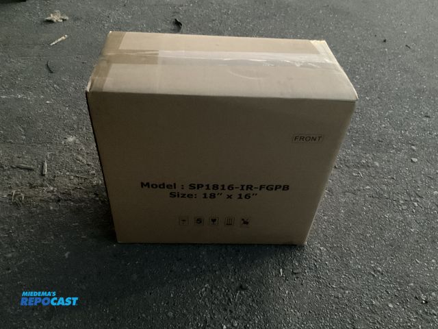 Lot 2-62702 - howard miller electric infared fireplace insert SP1816-IR-FGPB 1500 W 120V