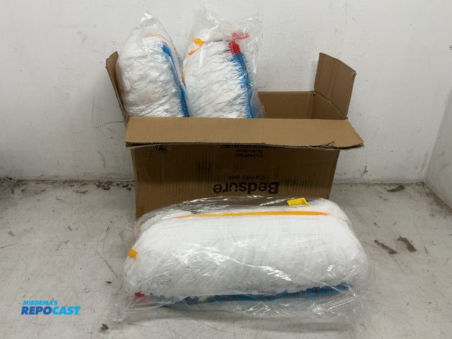 Lot 2-93778 - Unbranded Disposable Shoe Covers