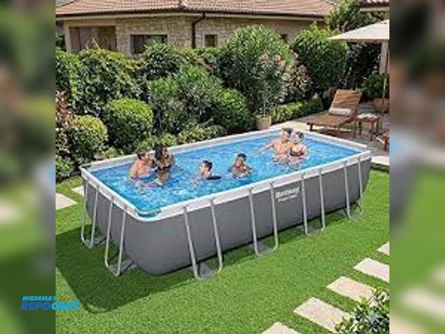 Lot 2-24939 - 5617KE Bestway pool set with ladder, pool cover, control valve, top rail A, U-support, C-connector. ...