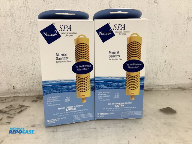 Lot 2-32681 - Lot of nature 2 spa mineral sanitizer for spas and hot tubs big box all new