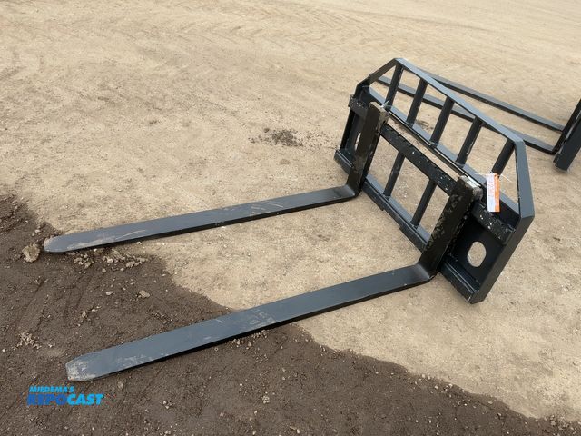 Lot 2-42367 - New JCT 60” Fork Skid Steer Attachment, Quick Attach Carriage with Two 60” Forks, Forks are 4” Wide