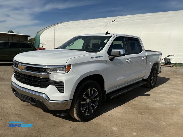 Lot 2-71353 - 2024 Chevrolet Silverado 1500 LT-L Crew Cab 4WD Crew Cab Standard Box Pickup Truck 4x4