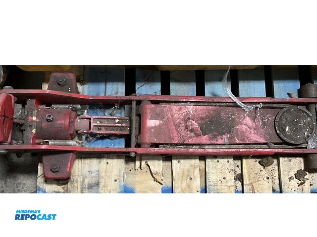 Lot 2-23025 - Vintage Heavy duty hydraulic floor jack