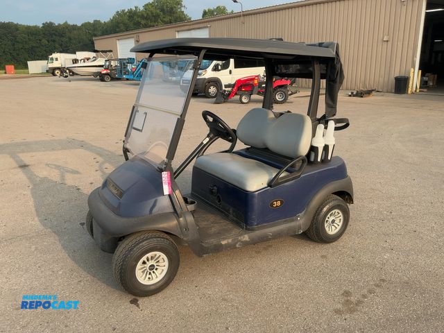 Lot 2-21291 - 2017 Club Car Precedent 48 Volt Electric  Golf Cart