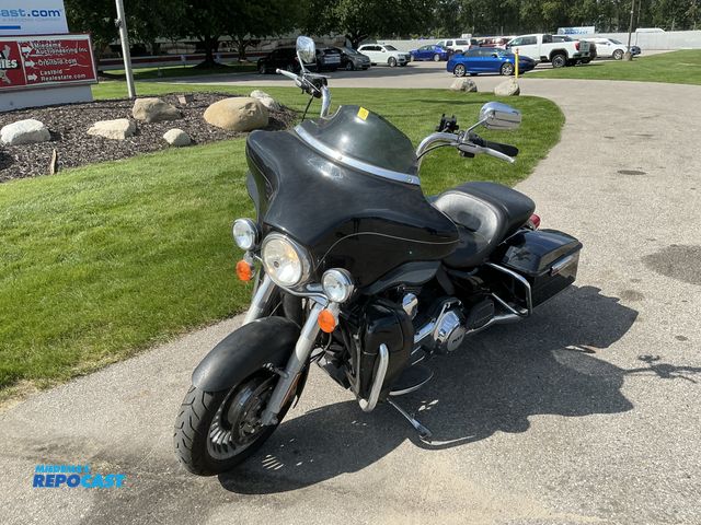 Lot 2-90335 - 2012 Harley Davidson FLHTK Electra Glide Ultra Limited Cruiser