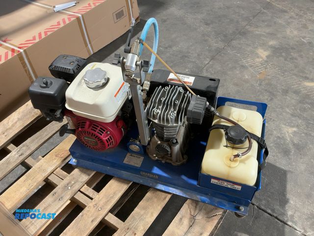 Lot 2-53611 - Adapco Guardian 55ES Mosquito Sprayer(DOBSON)