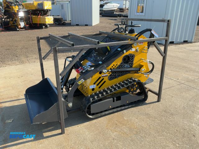 Lot 2-44610 - 2026 SDLANCH  SSL60 Mini Skid Steer Loader