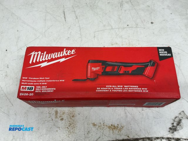 Lot 2-11468 - Milwaukee 2626-20 M18 Cordless Multi-Tool, no battery included