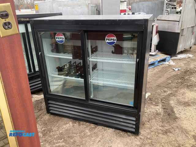 Lot 2-92087 - True manufacturing  GDM -41SL-48 - HC - LD Pepsi two sided commercial refrigerator includes plastic ...